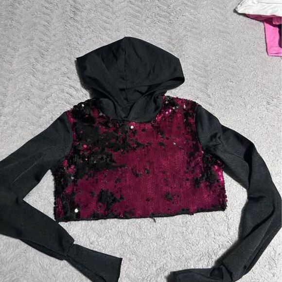 Girls Crop Top Size Small - Picture 1 of 4